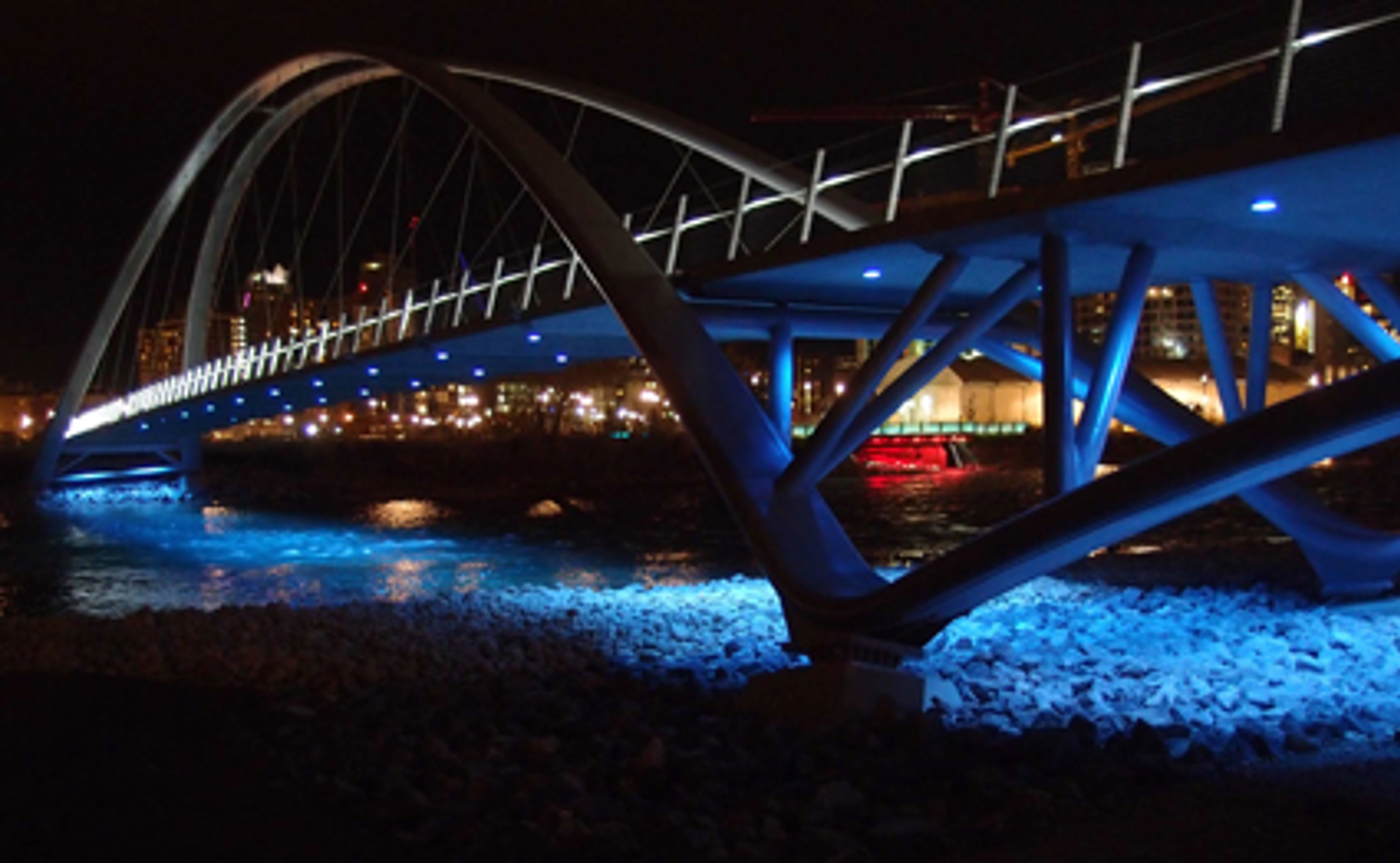 Jonathan Speirs Lighting 2017 Winner: George C King Bridge, Calgary, Canada